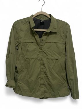 REI Sahara Green Long Sleeve Button Down Outdoor Shirt
